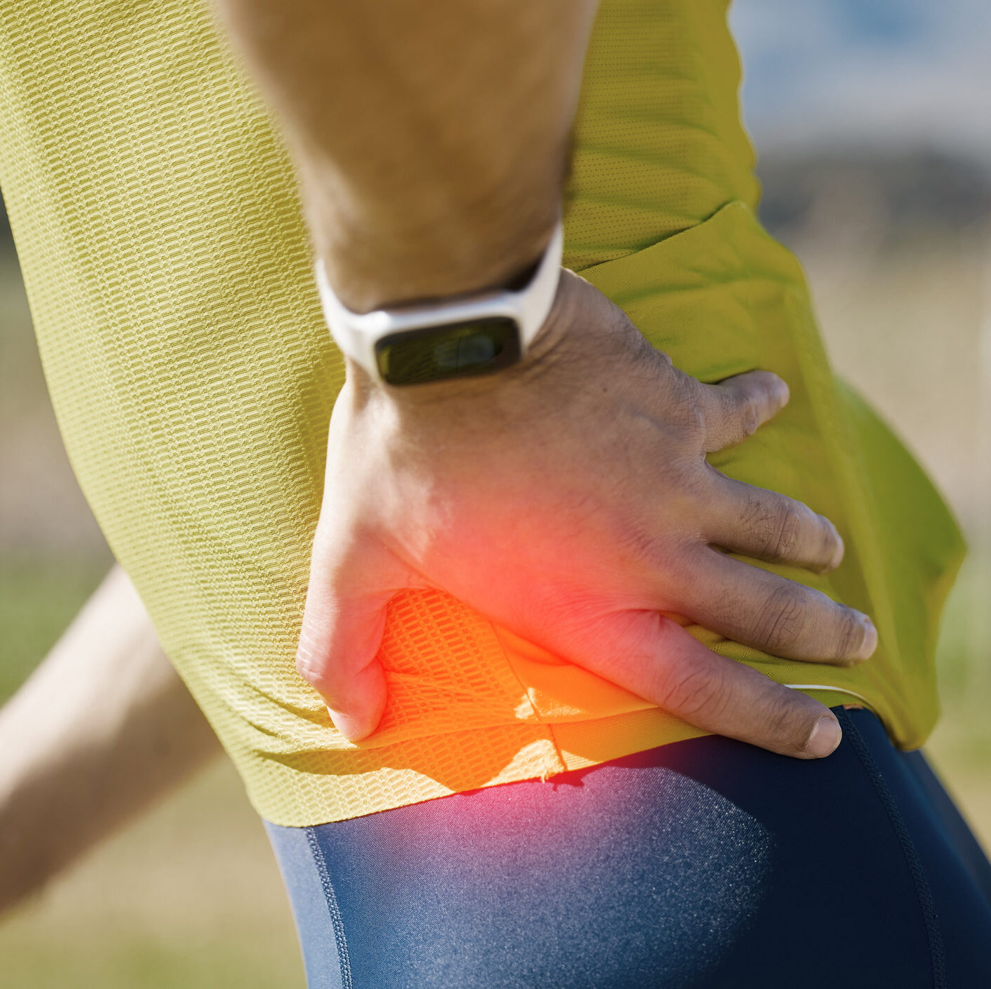 Haben Sie Hüftbeschwerden? Dr. med. Samuel Fleischmann ist Experte für moderne Diagnostik, individuelle Therapien und massgeschneiderte Behandlungen bei Knie, Hüfte und Sportverletzungen.